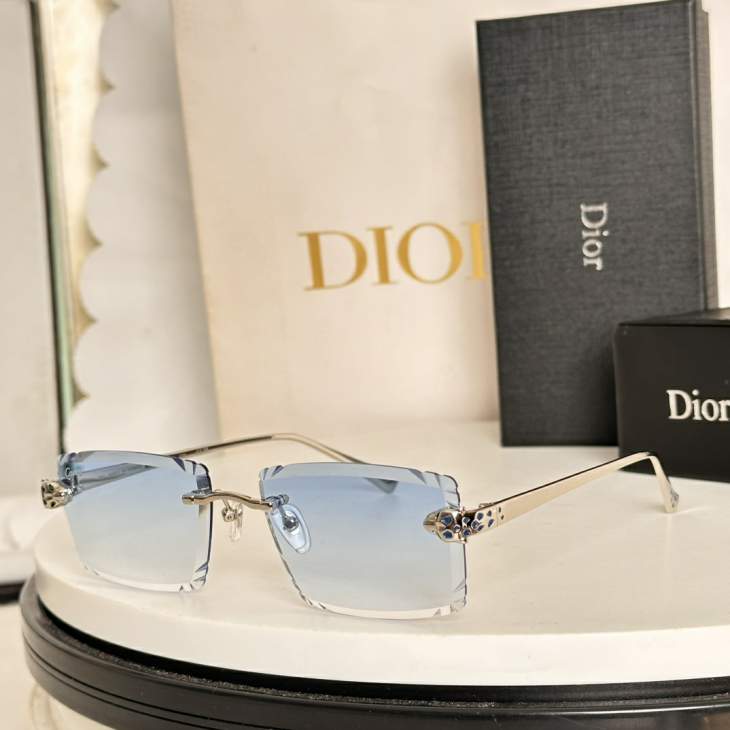 Picture of Dior Sunglasses _SKUfw76015112fw